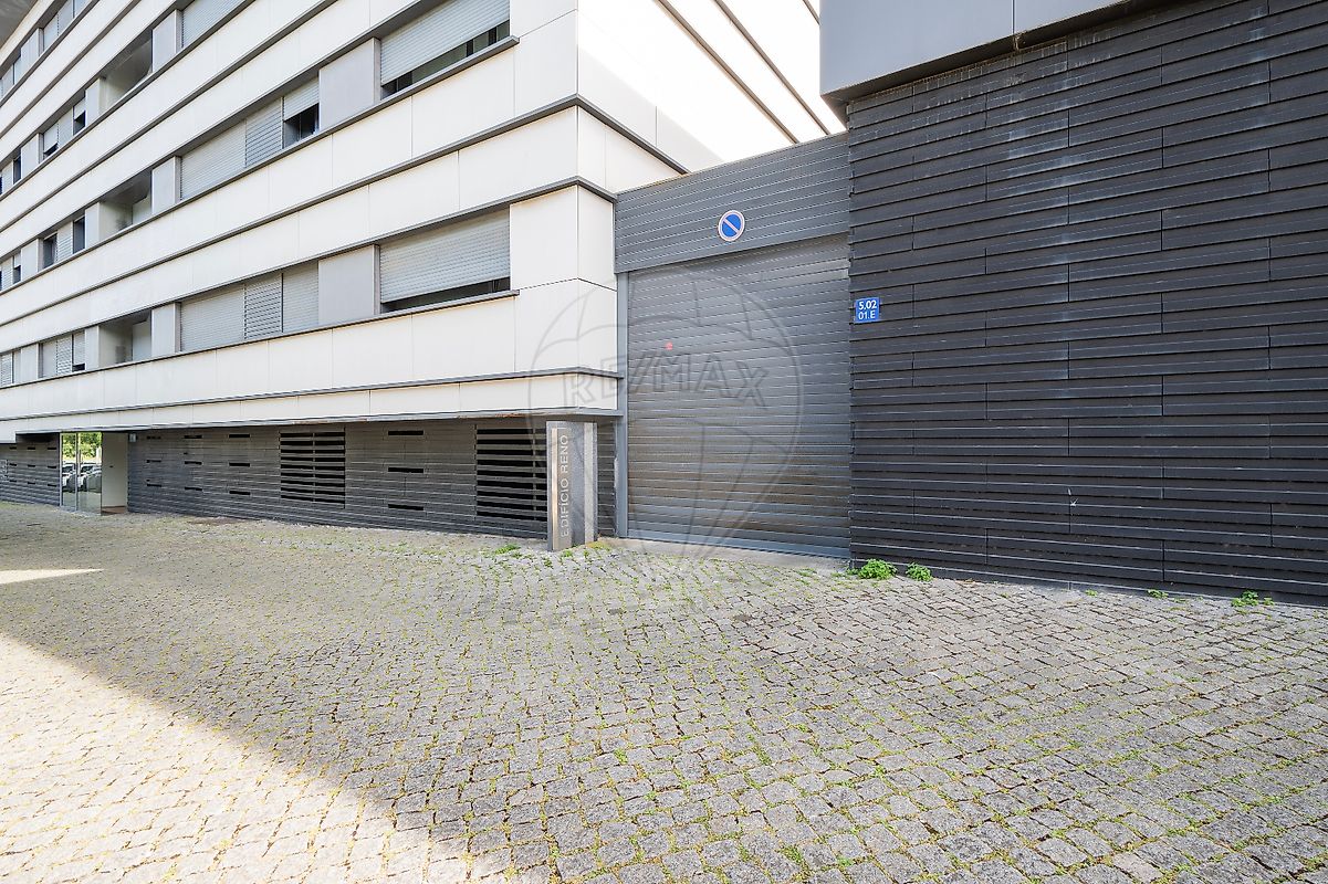 Garagem à venda em Parque das Nações Norte