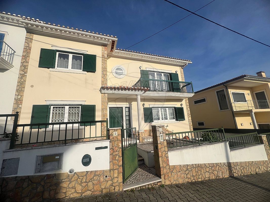Moradia T4 para venda