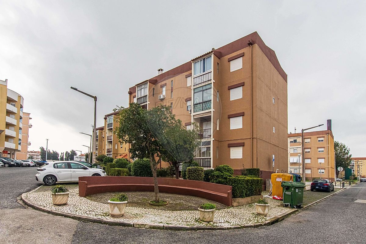 Apartamento T3 à venda em Alenquer