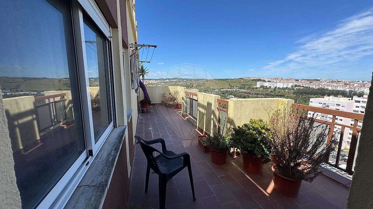 Apartamento T1 à venda em Sintra