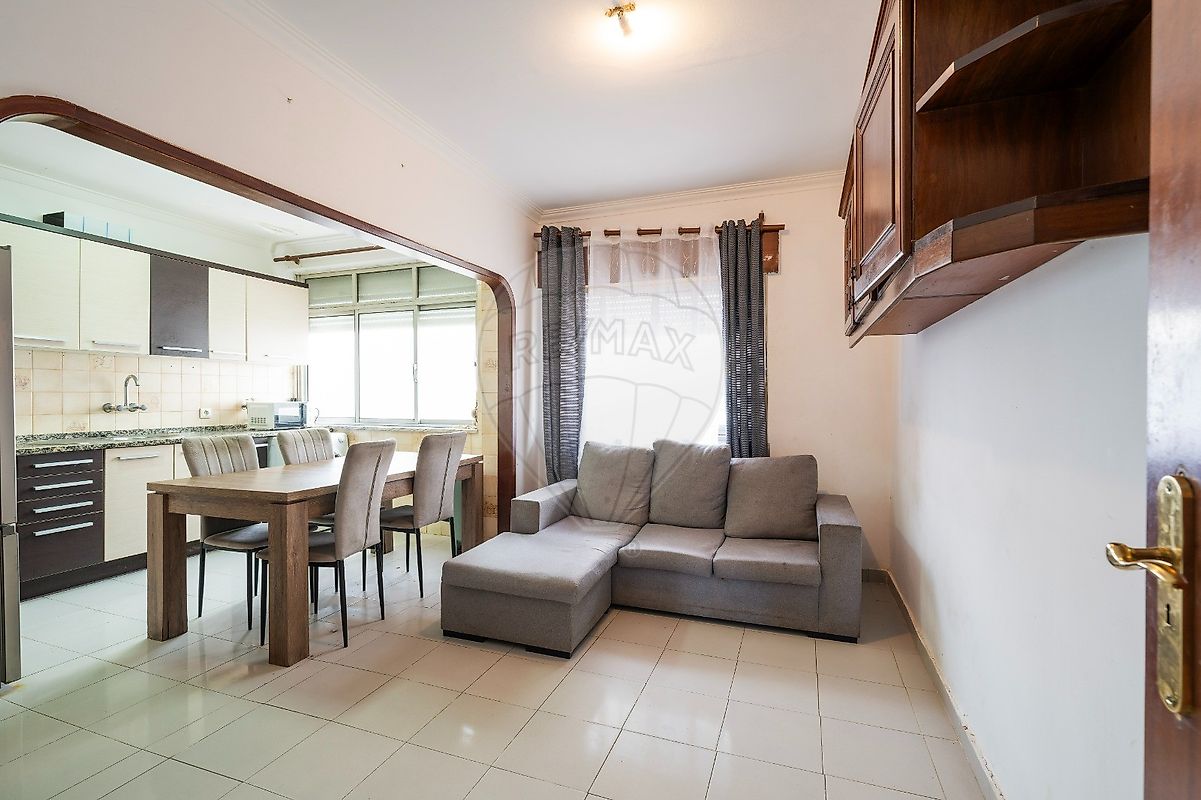 Apartamento T3 à venda em Montijo