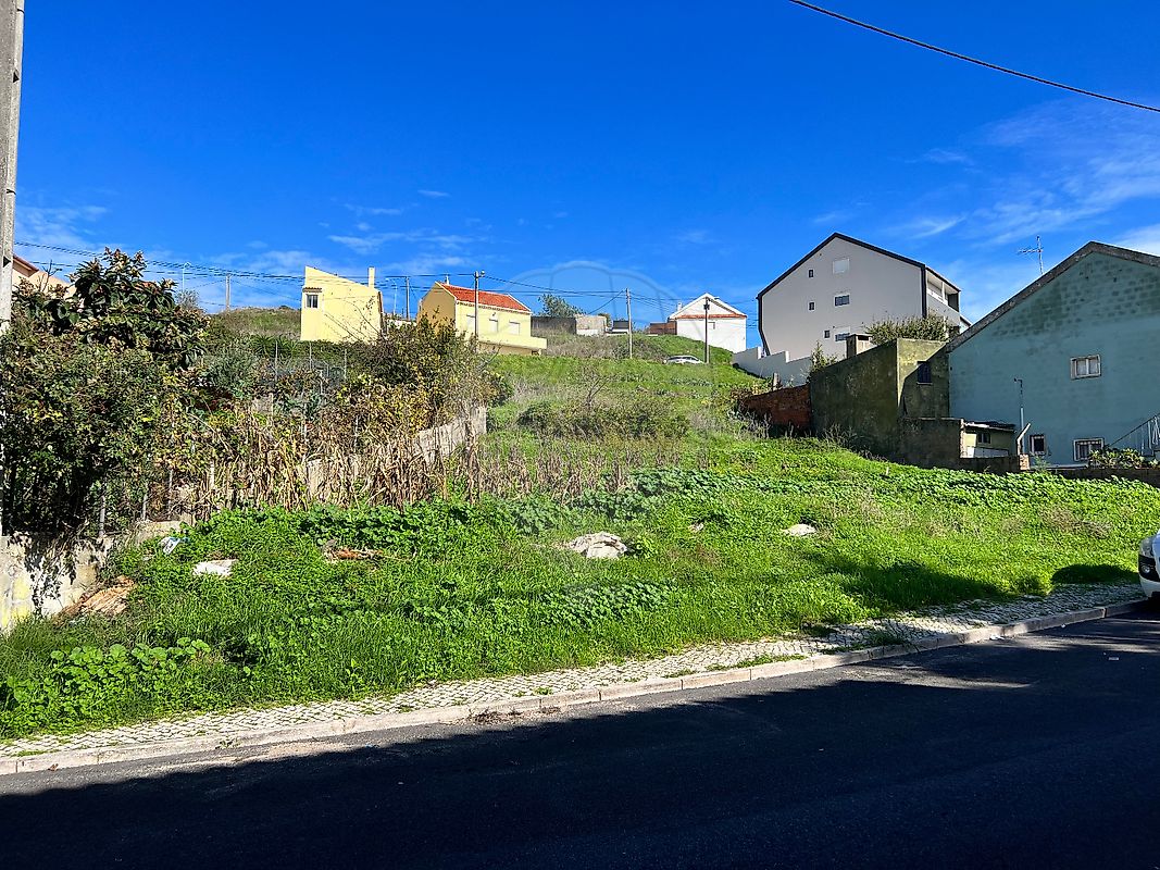Land for sale in Sintra, Portugal — €99,000