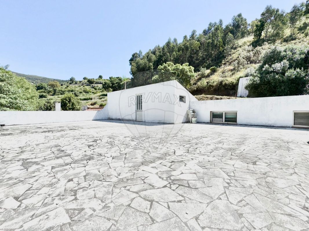 listing 125831079-14 picture-0