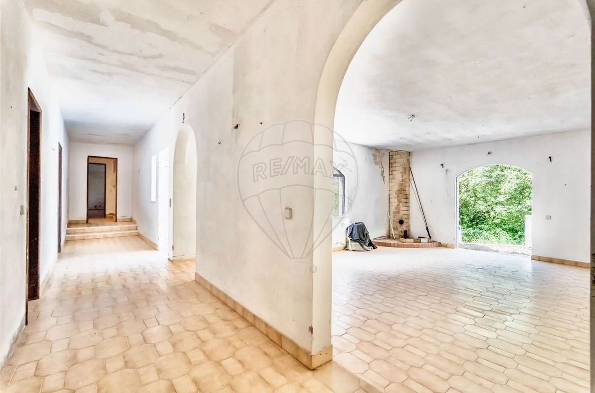 listing 125831079-14 picture-0