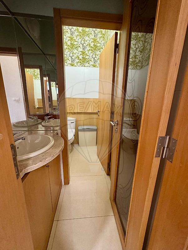 listing 125831095-24 picture-0