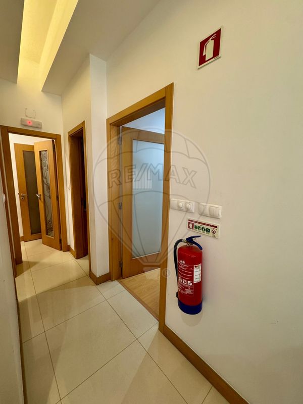 listing 125831095-24 picture-0