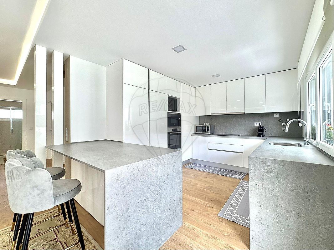 listing 125831050-94 picture-0
