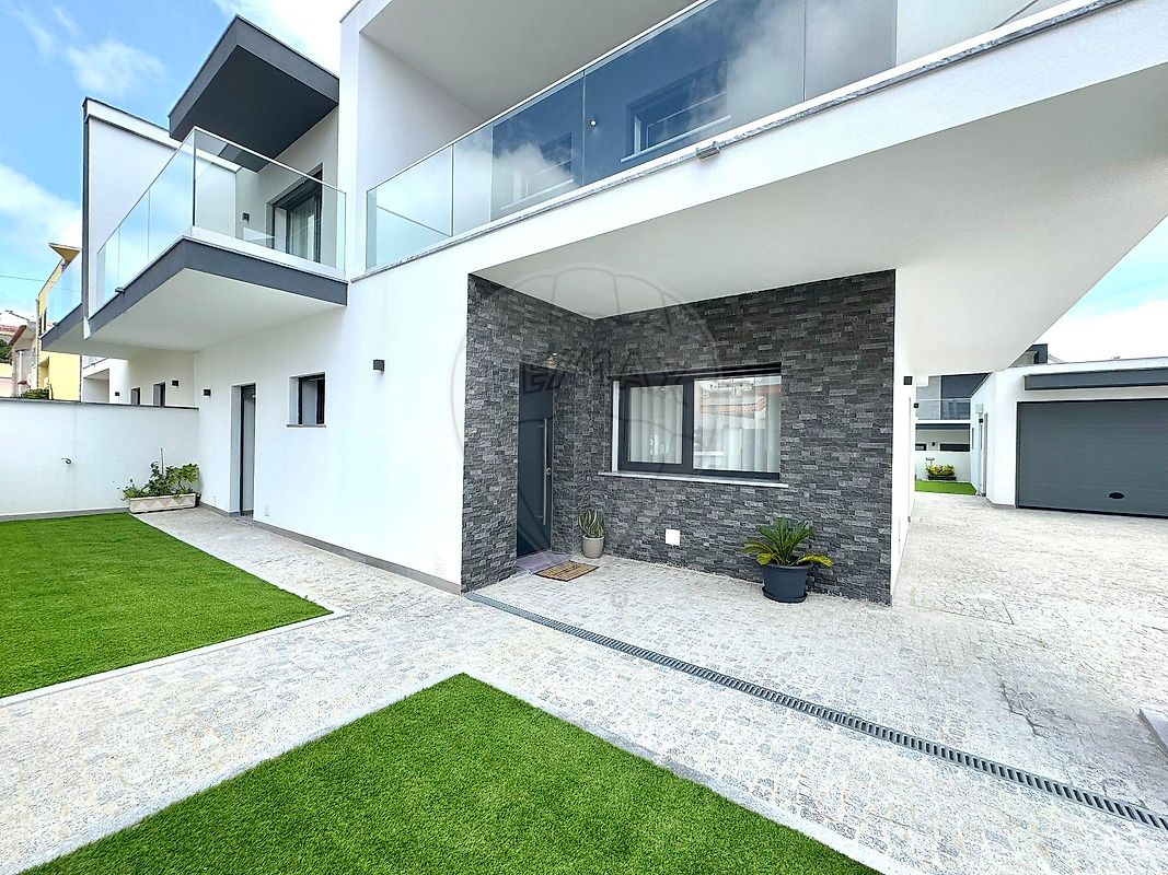 listing 125831050-94 picture-0