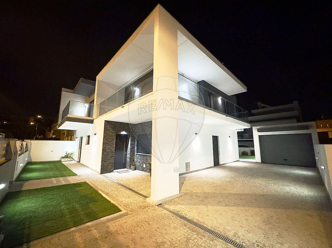 listing 125831050-94 picture-0