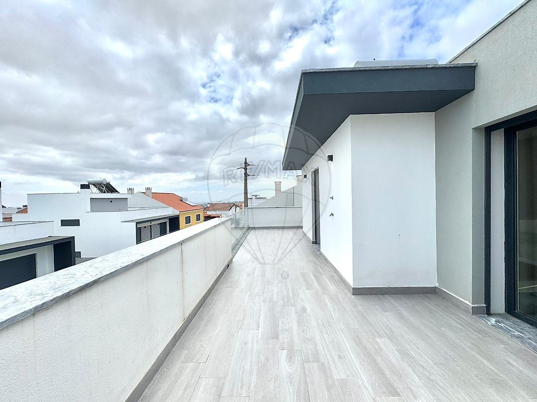 listing 125831050-94 picture-0