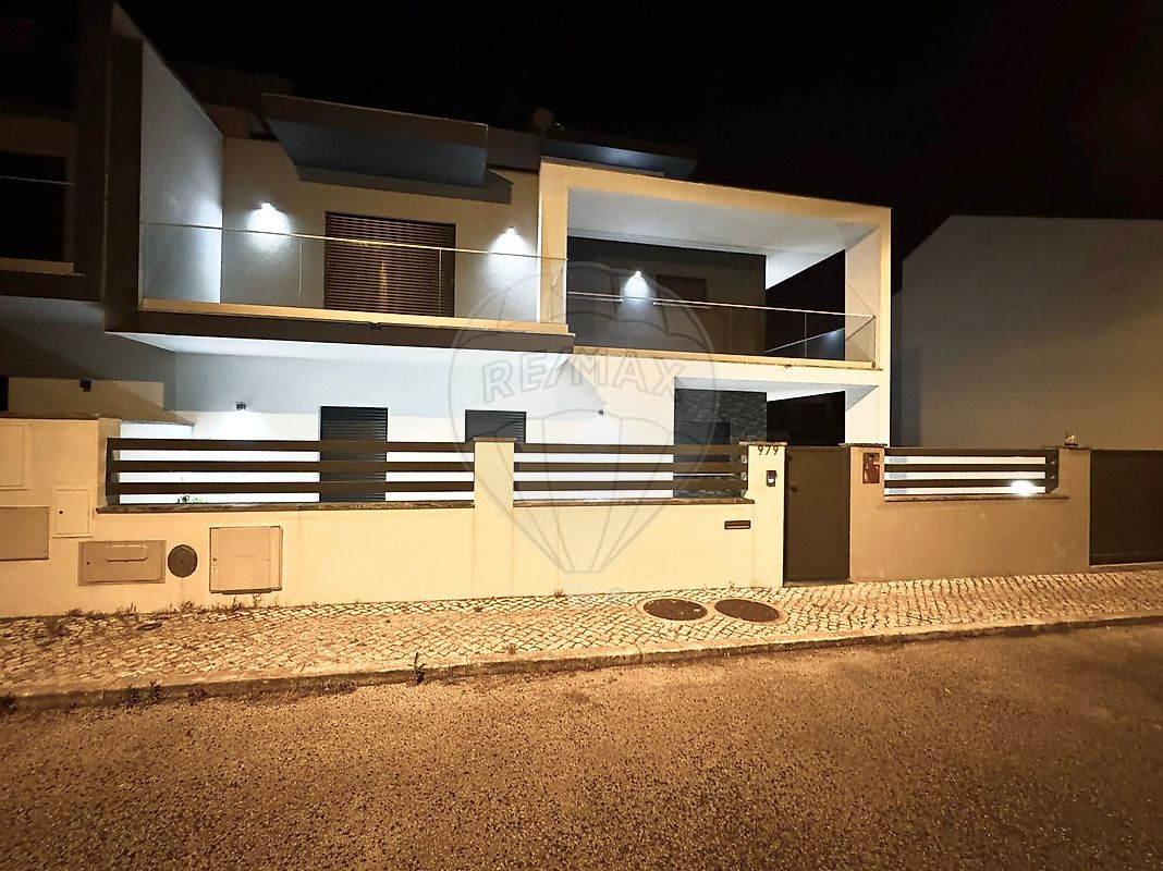 listing 125831050-94 picture-0