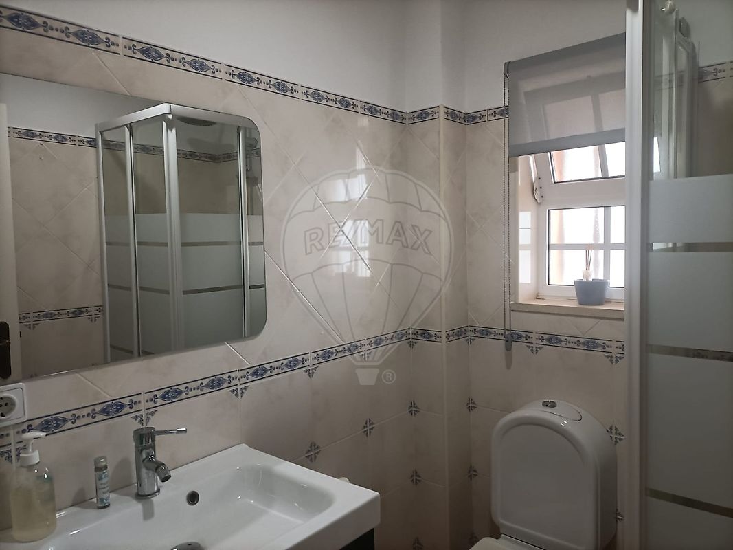 listing 125831095-26 picture-0