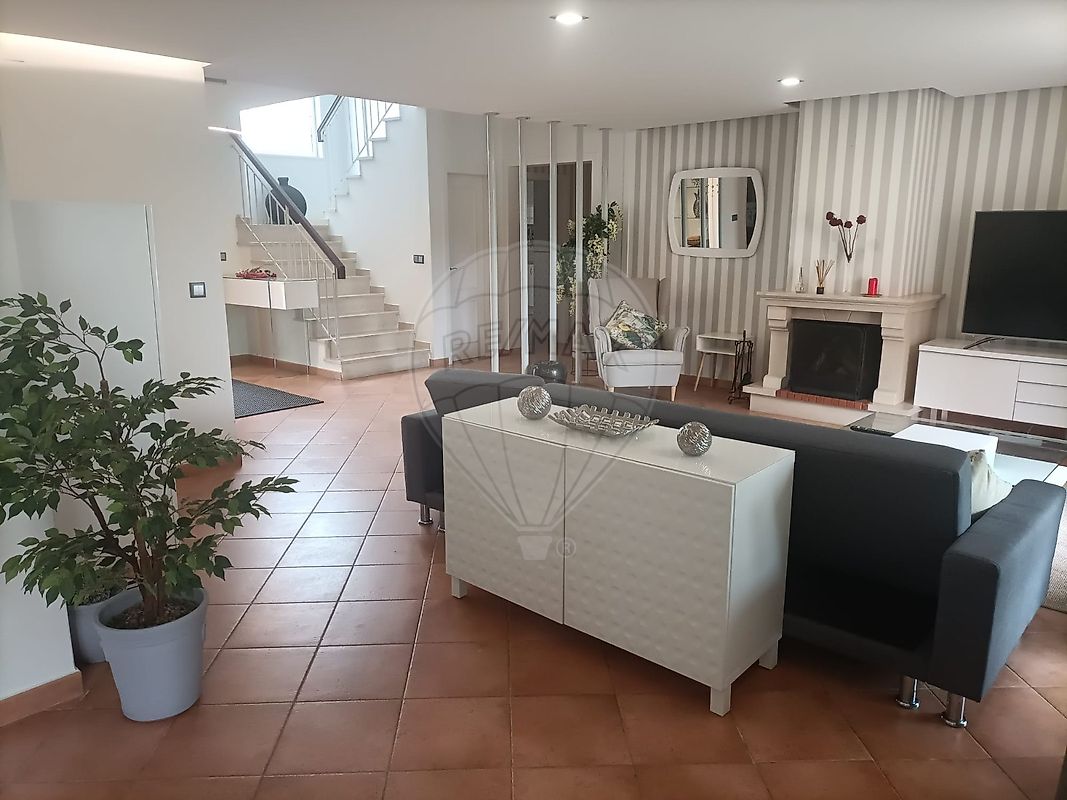 listing 125831095-26 picture-0