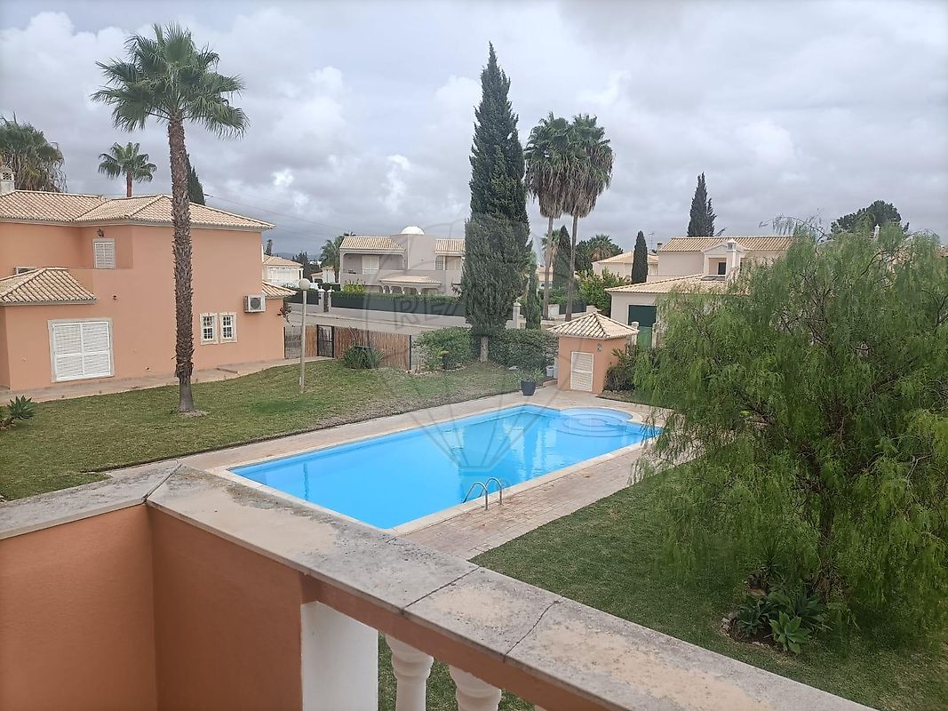 listing 125831095-26 picture-0