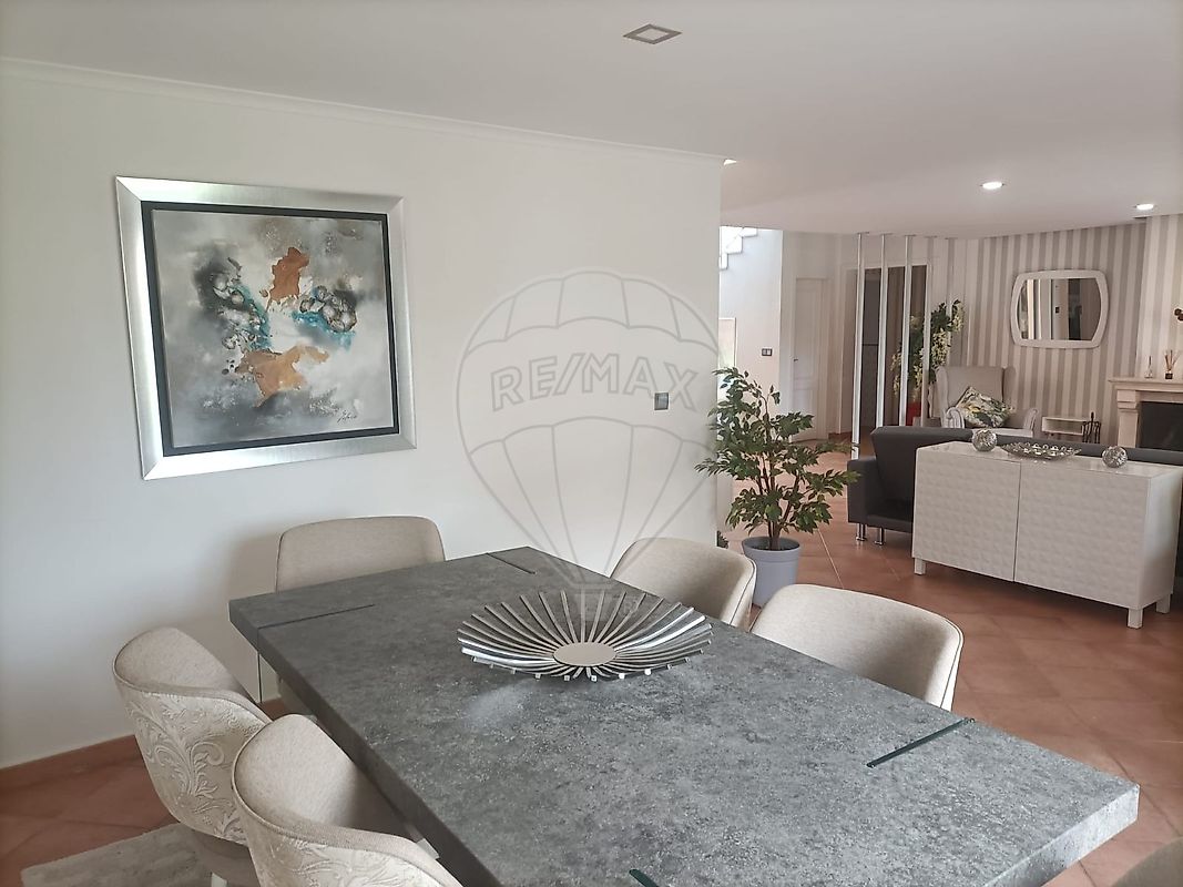 listing 125831095-26 picture-0