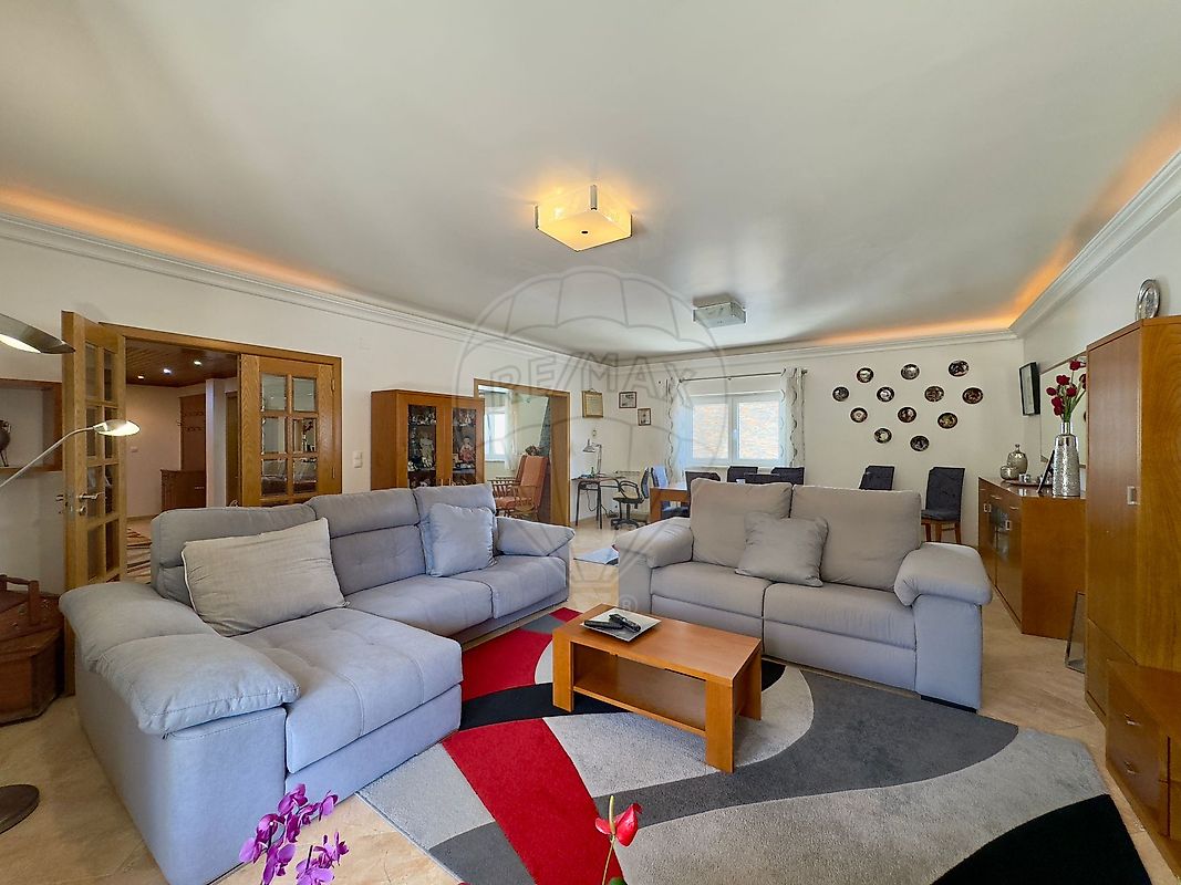 listing 125831050-96 picture-0