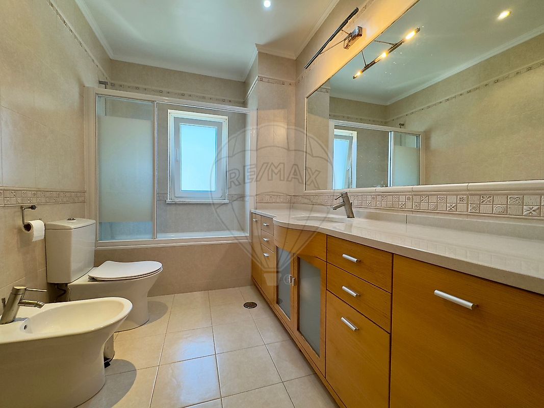 listing 125831050-96 picture-0