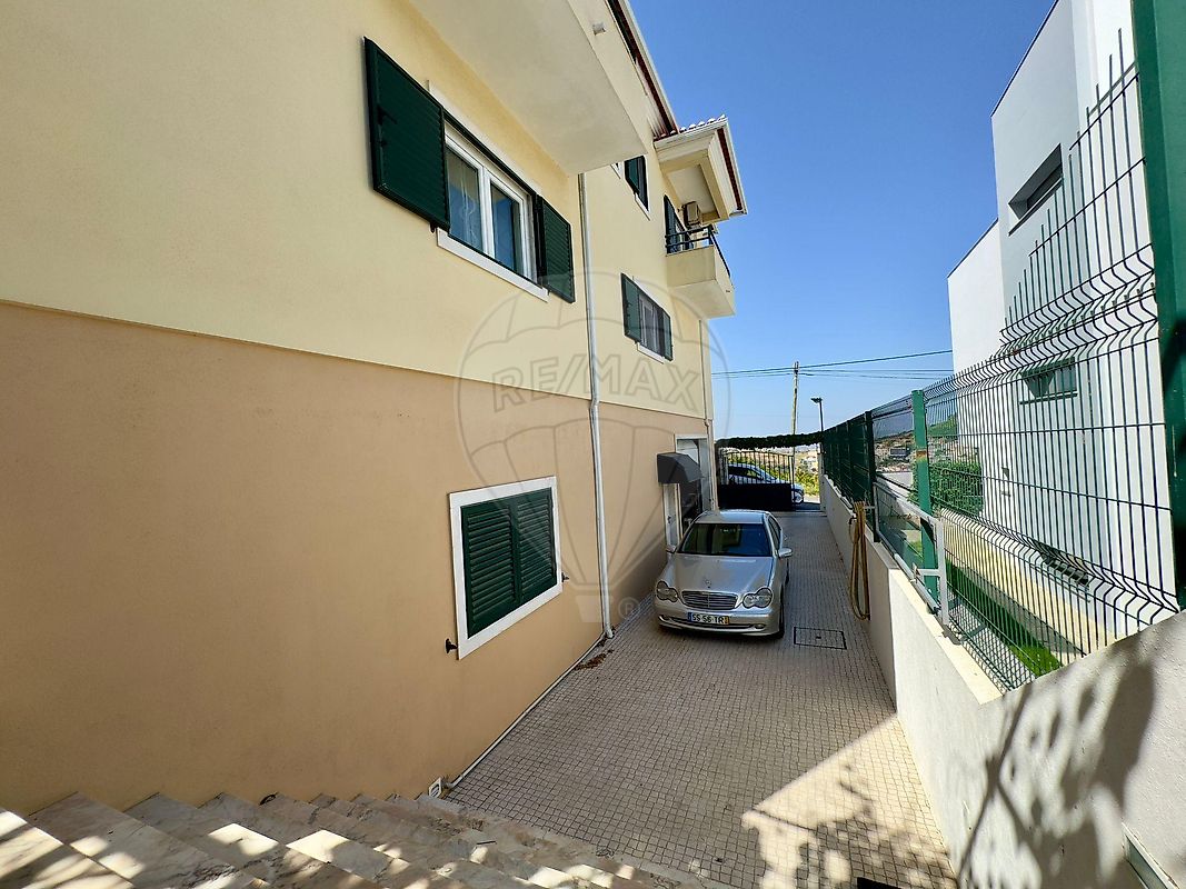 listing 125831050-96 picture-0