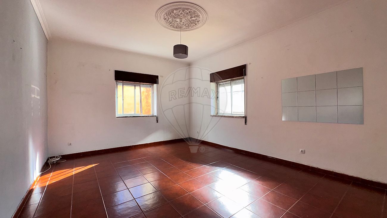 Apartamento T3 à venda em Sintra