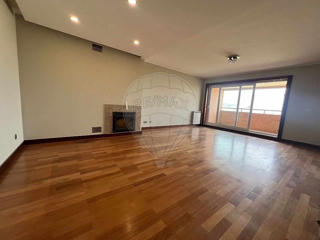 Apartamento T2 para arrendar em Lisboa