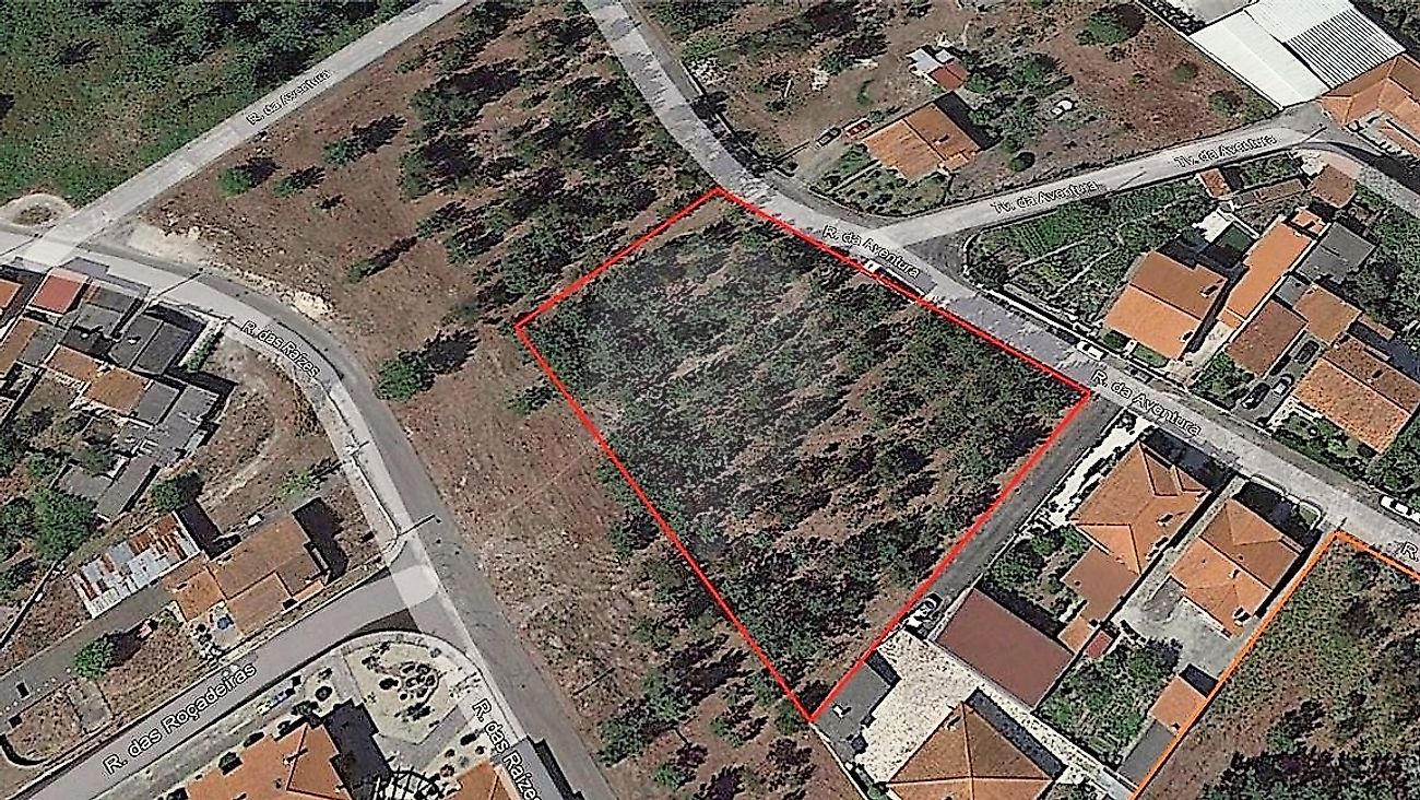 Land for sale in Marinha Grande, Portugal — €110,000