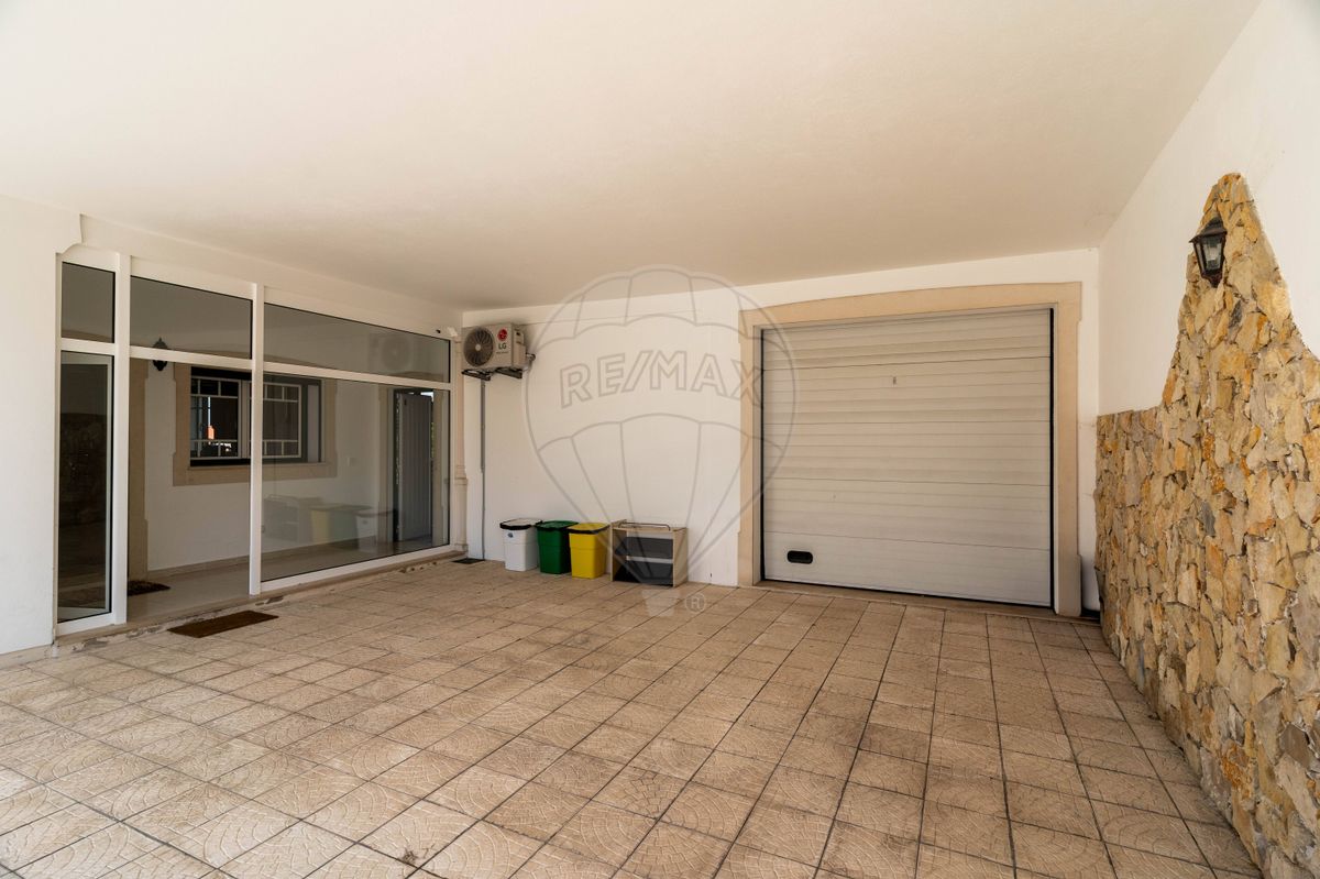 listing 125841064-9 picture-0