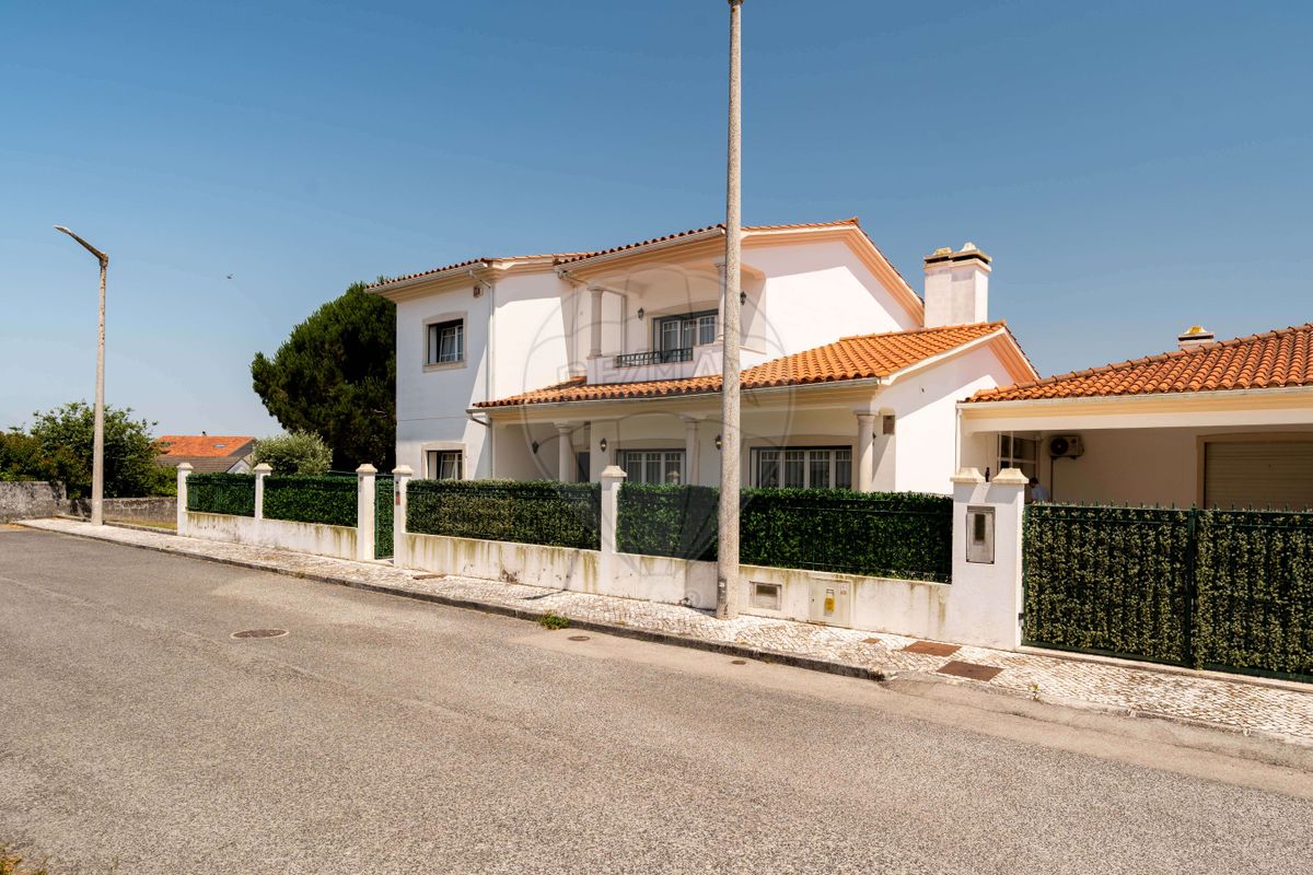 listing 125841064-9 picture-0