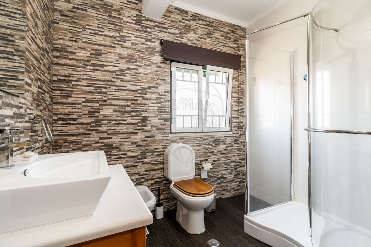 listing 125841064-9 picture-0