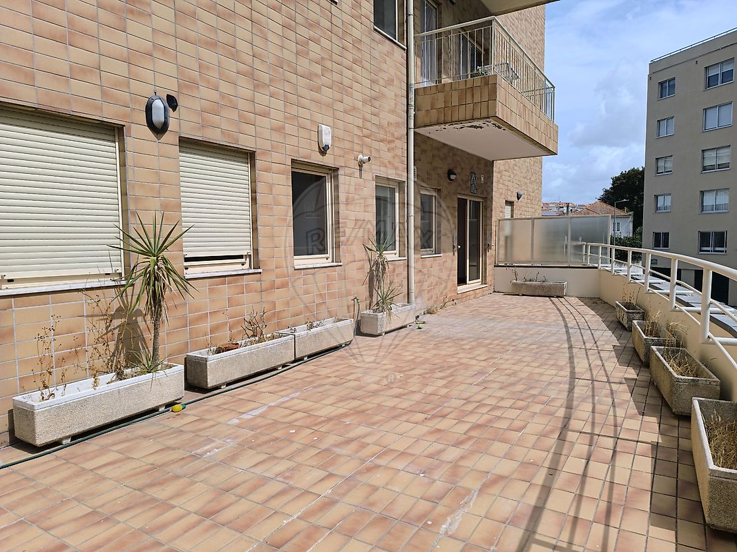 Apartamento T2 à venda em Porto