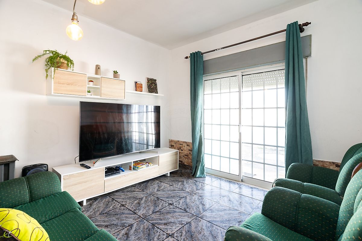 Moradia T4 para venda