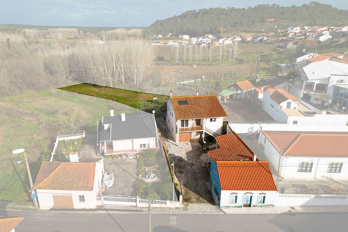 Moradia - Coz, Alpedriz e Montes, Alcobaça, Leiria
