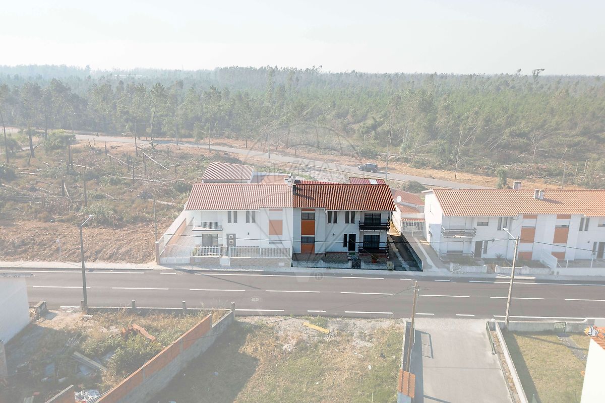 Apartamento T4 à venda em Marinha Grande