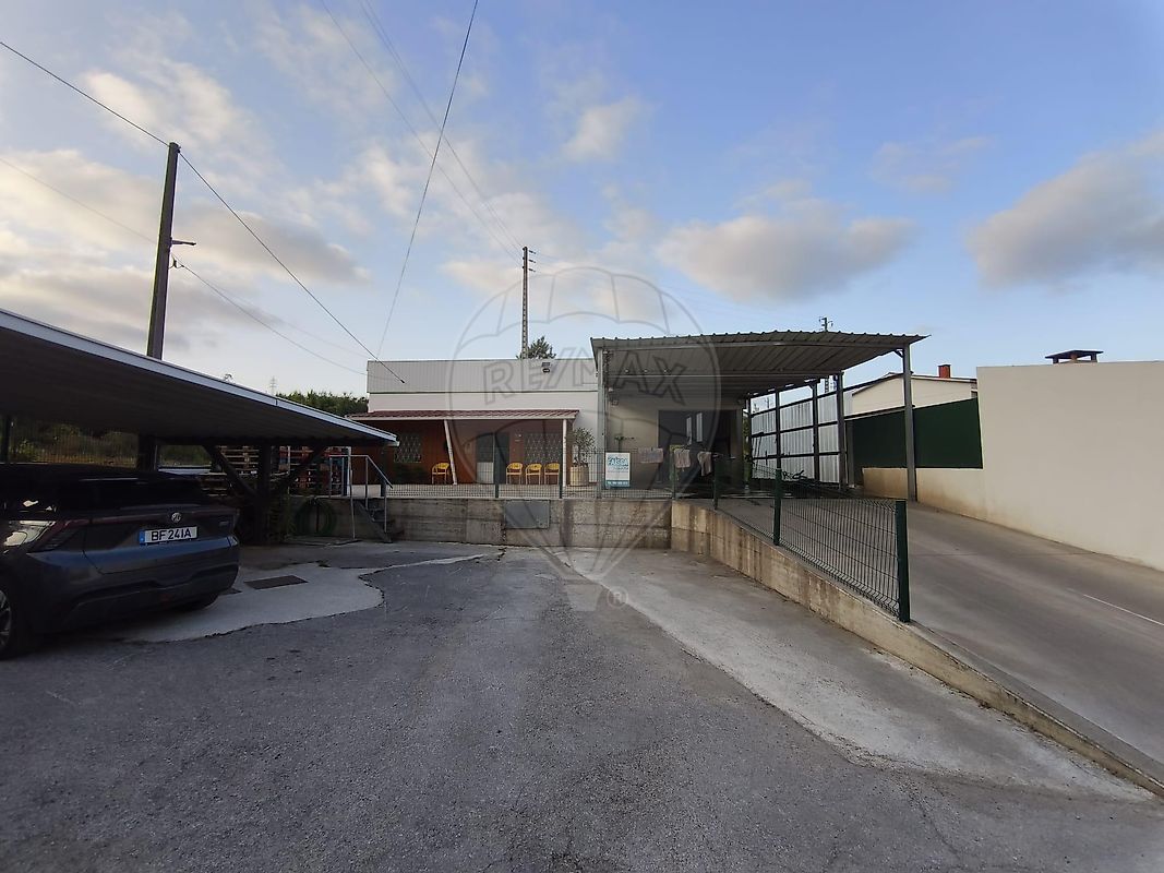 Armazém - Leiria, Pousos, Barreira e Cortes, Leiria, Leiria