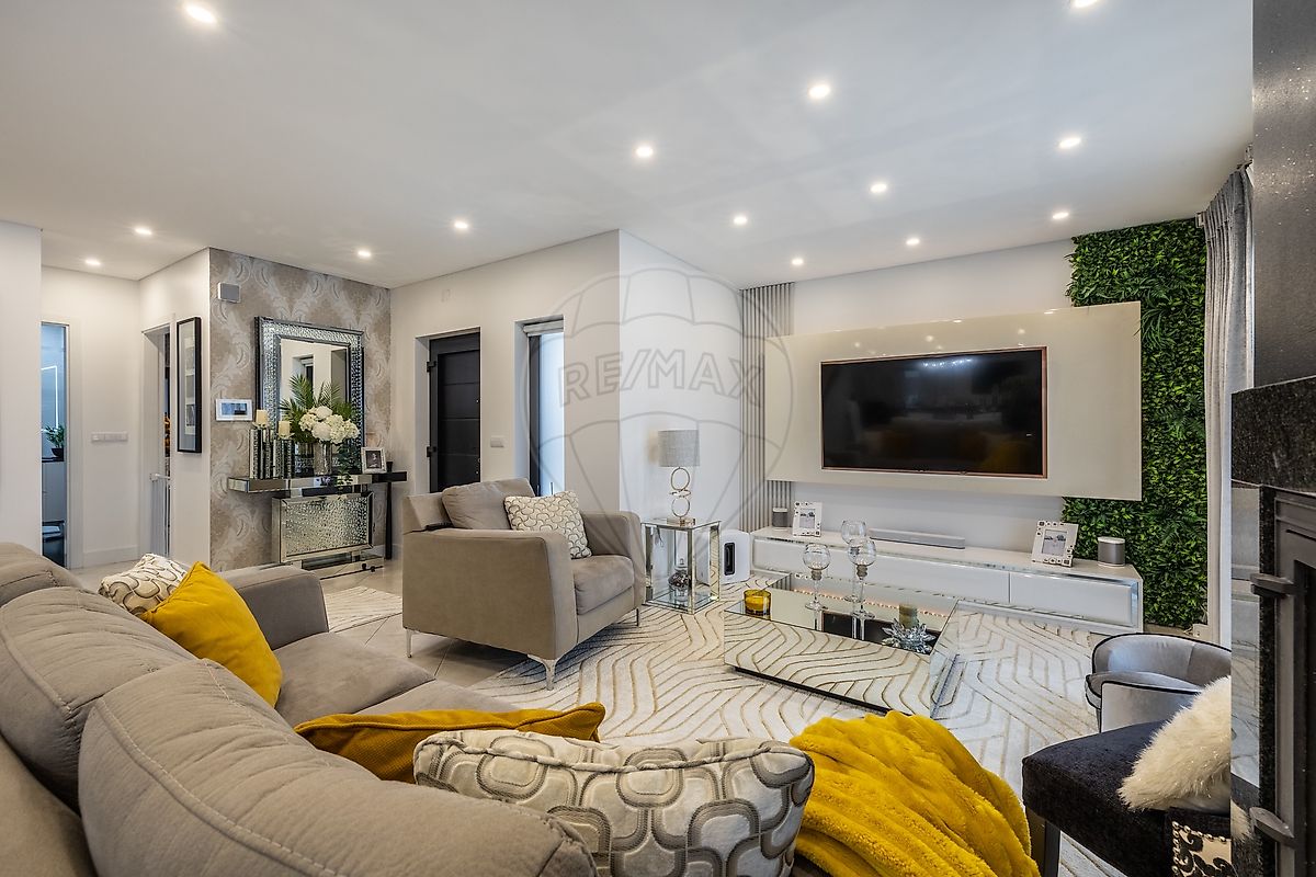 Apartamento T4 à venda em Nazaré