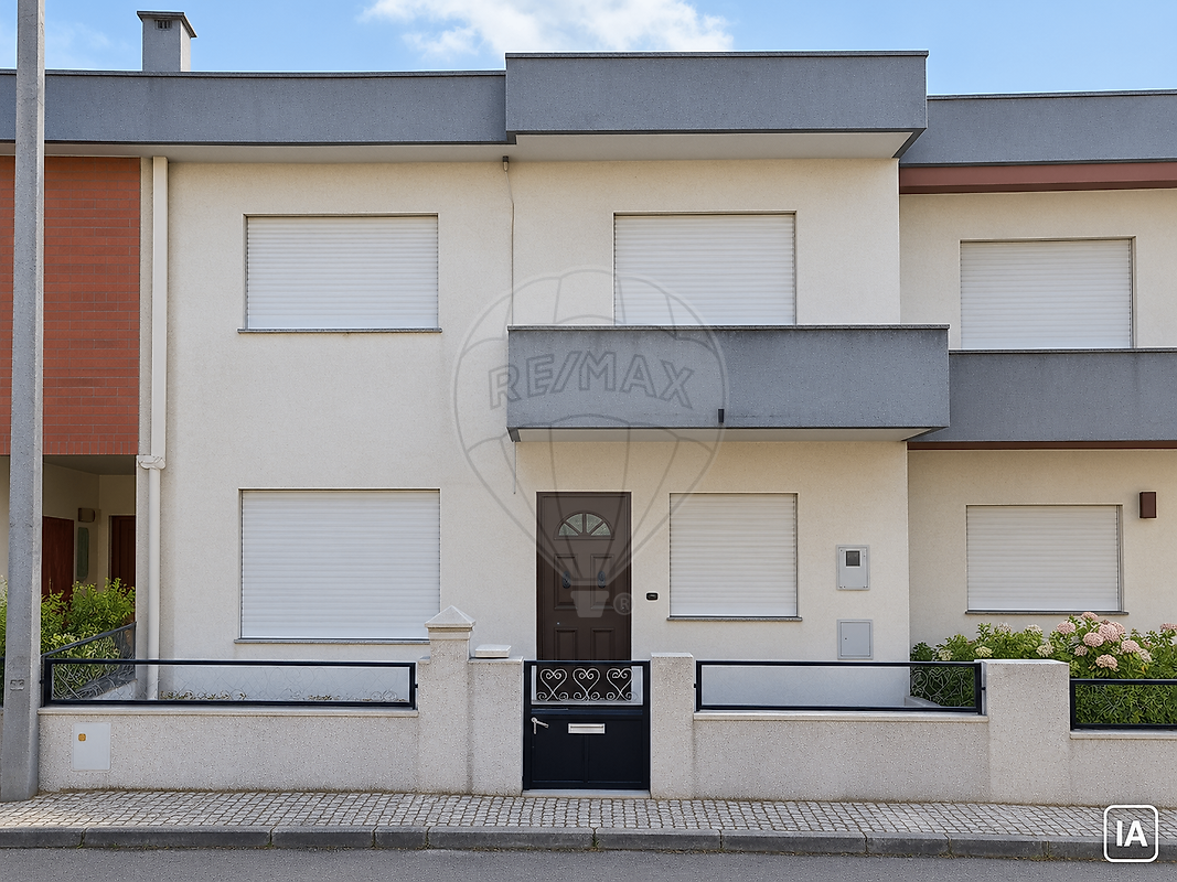 Moradia T3 em Marinha Grande, €240.000
