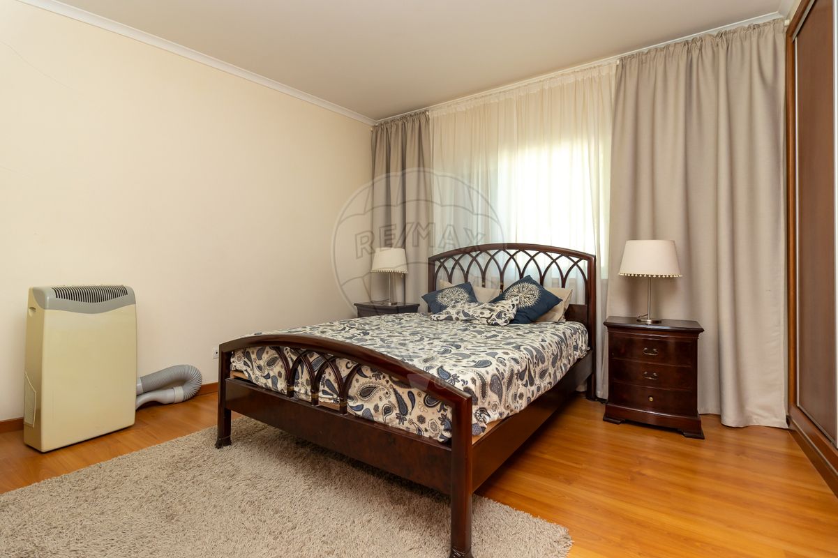 listing 125851028-33 picture-0
