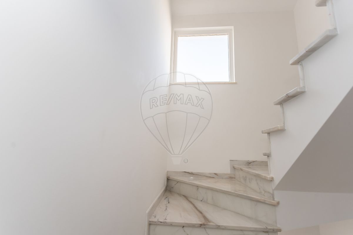 listing 125851030-1 picture-0