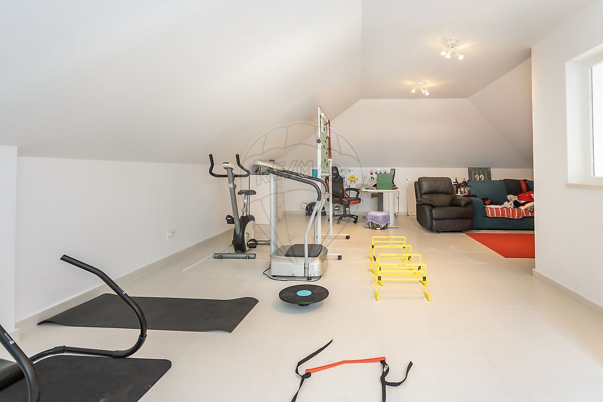 listing 125851030-1 picture-0