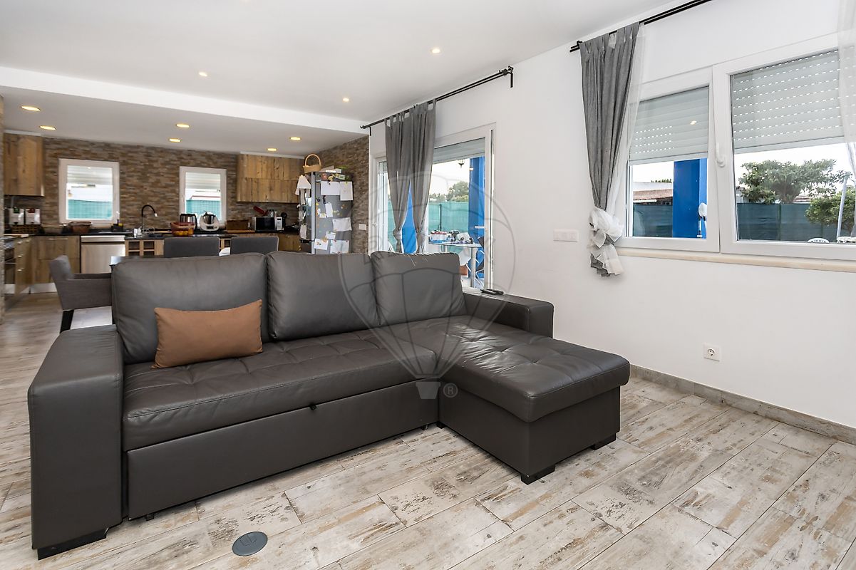 listing 125851030-1 picture-0