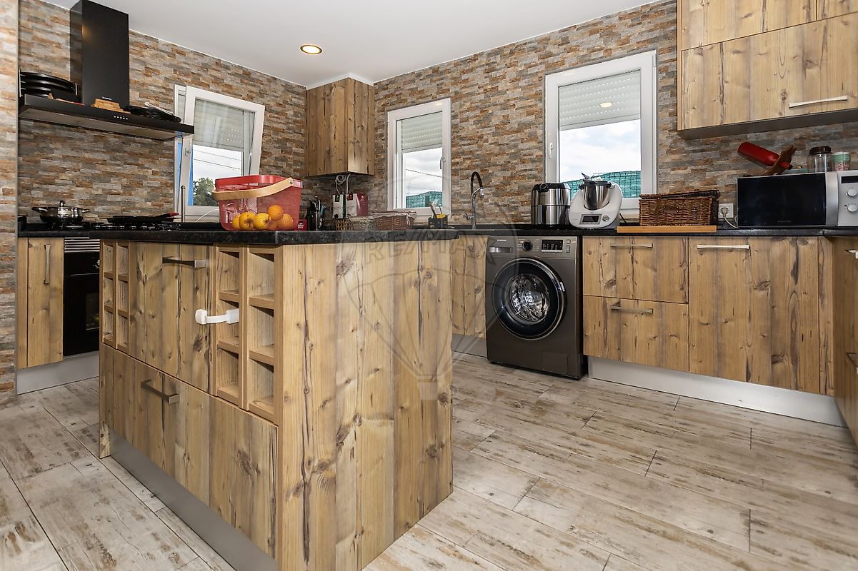 listing 125851030-1 picture-0