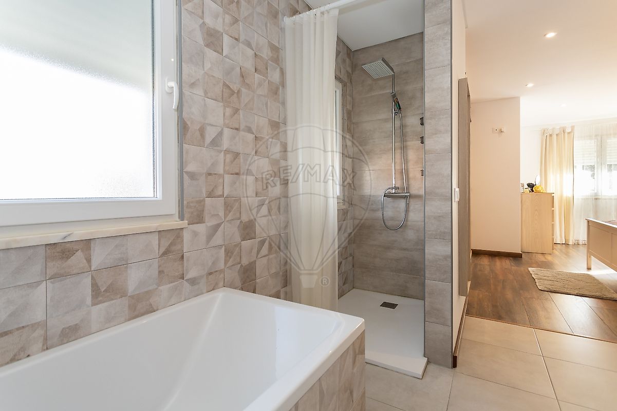 listing 125851030-1 picture-0