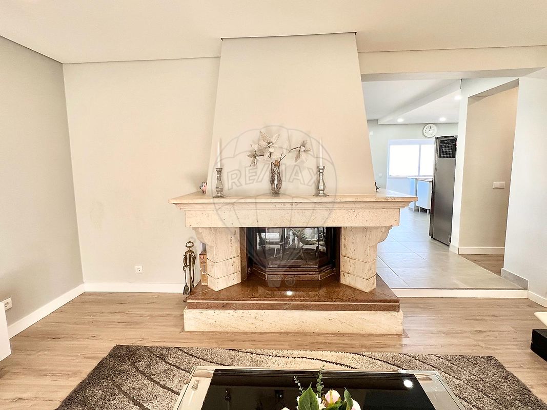 listing 125851004-345 picture-0