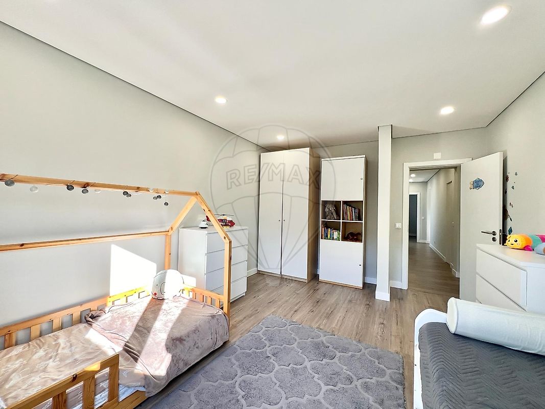 listing 125851004-345 picture-0