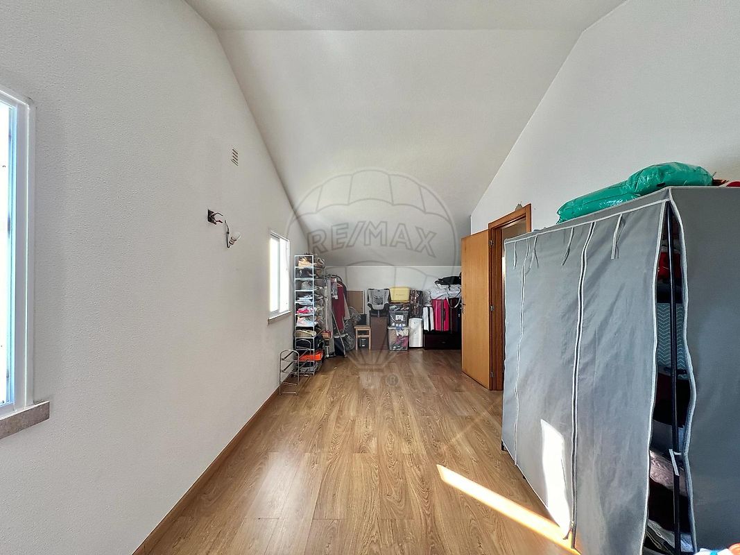 listing 125851004-345 picture-0
