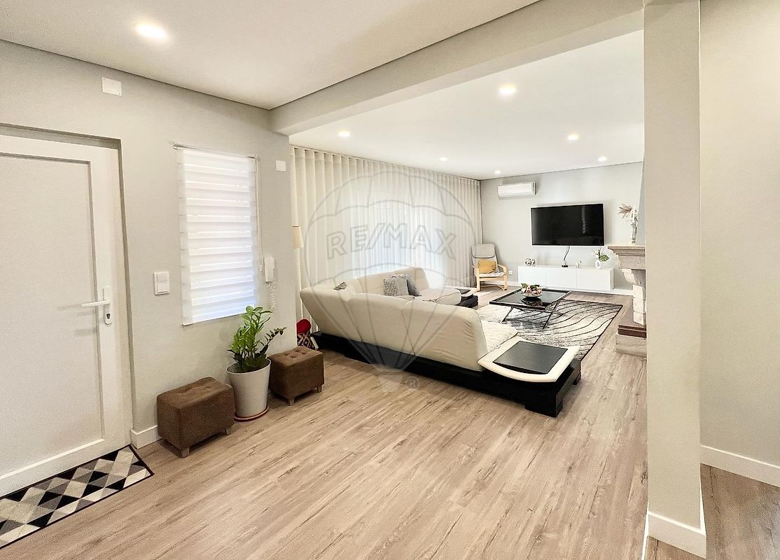 listing 125851004-345 picture-0
