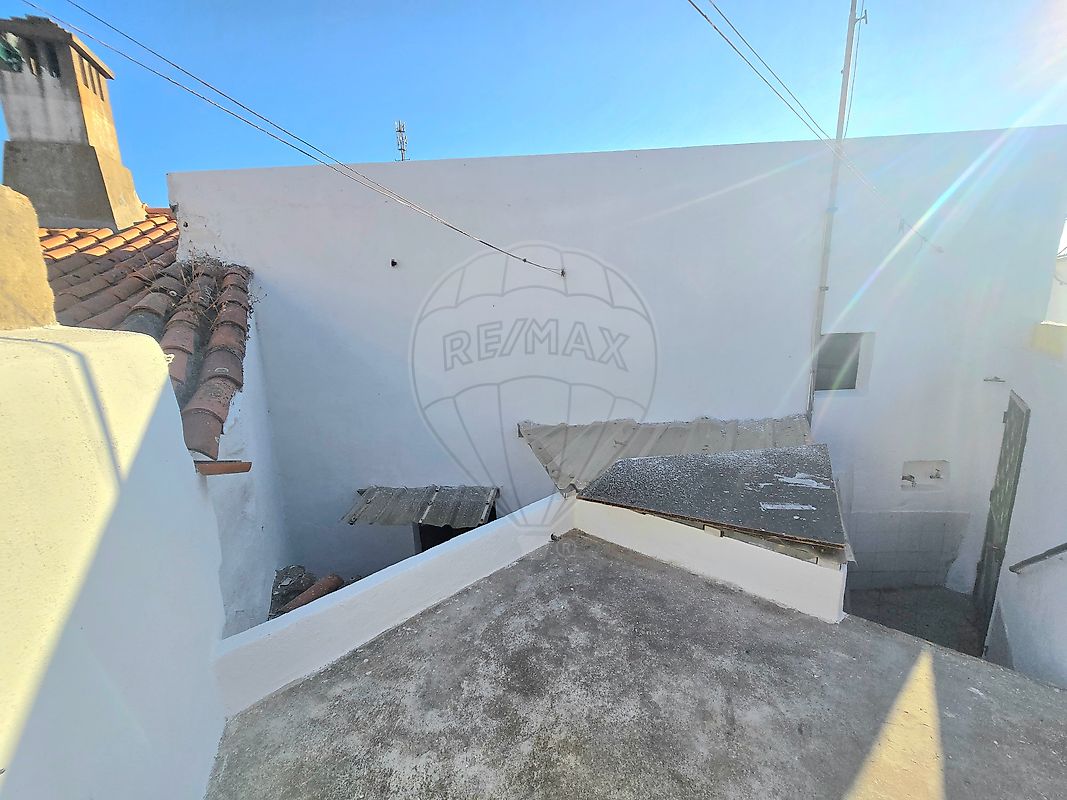 listing 125851004-459 picture-0