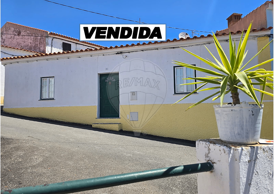 Moradia - Garvão e Santa Luzia, Ourique, Beja