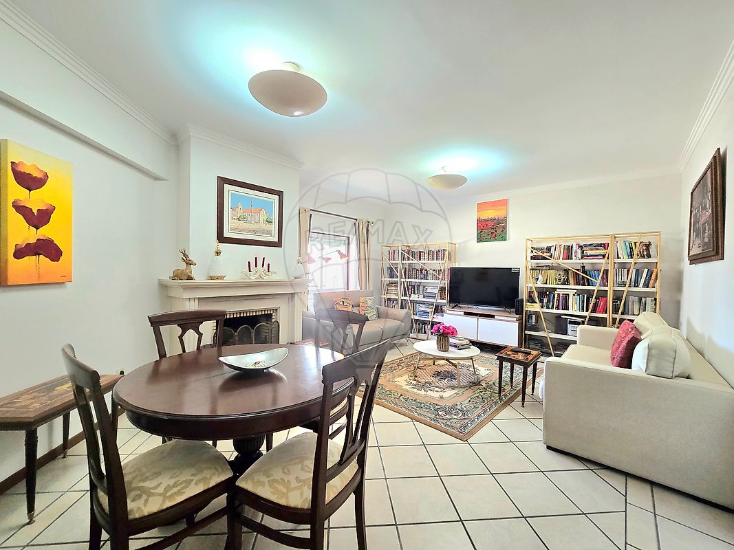 Apartamento T2 à venda em Setúbal