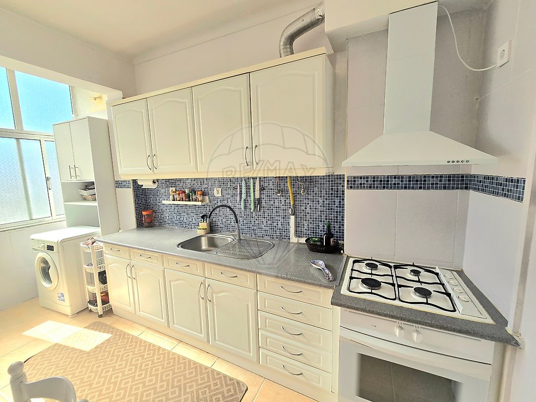Apartamento T3 à venda em Setúbal