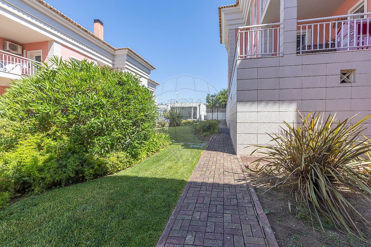 listing 125861060-40 picture-0